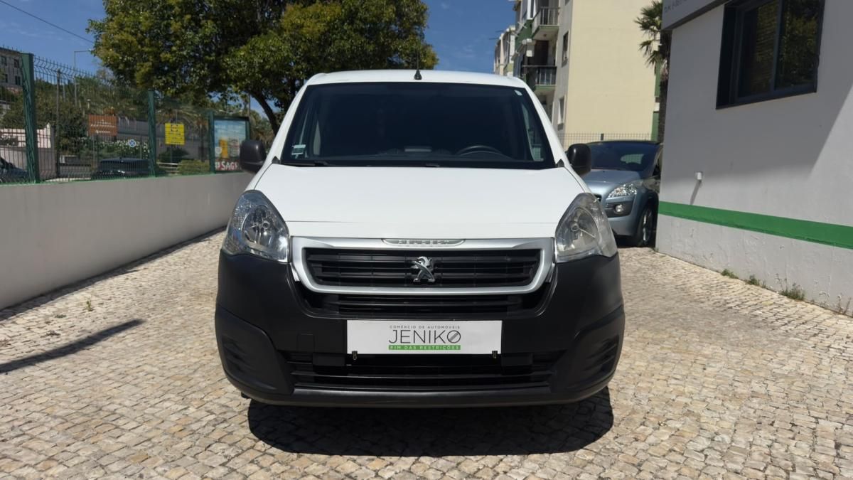 peugeot-partner-2018-diesel-1560cc