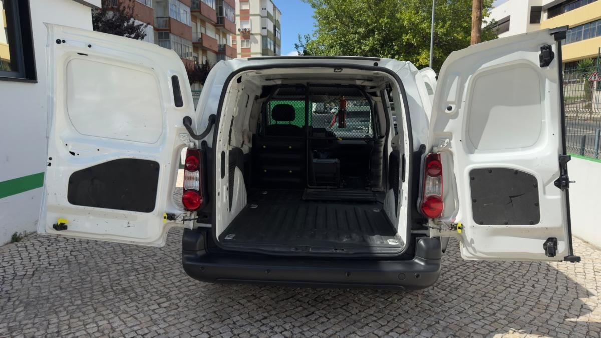 peugeot-partner-2018-diesel-1560cc
