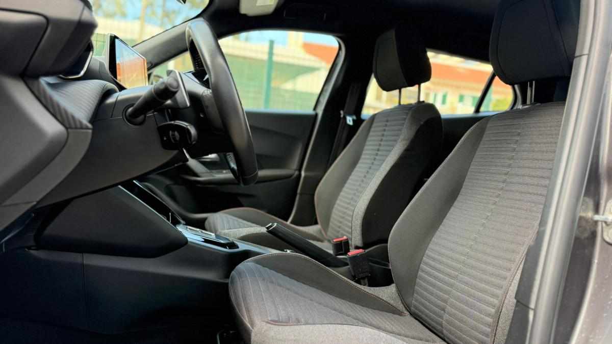 peugeot-2008-1-5-bluehdi-2023-diesel-1499cc