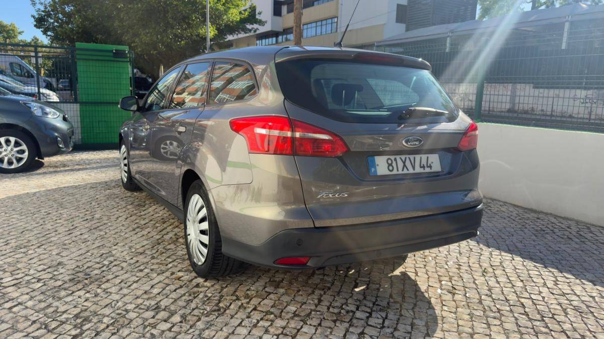 ford-focus-sw-2015-diesel-1560cc