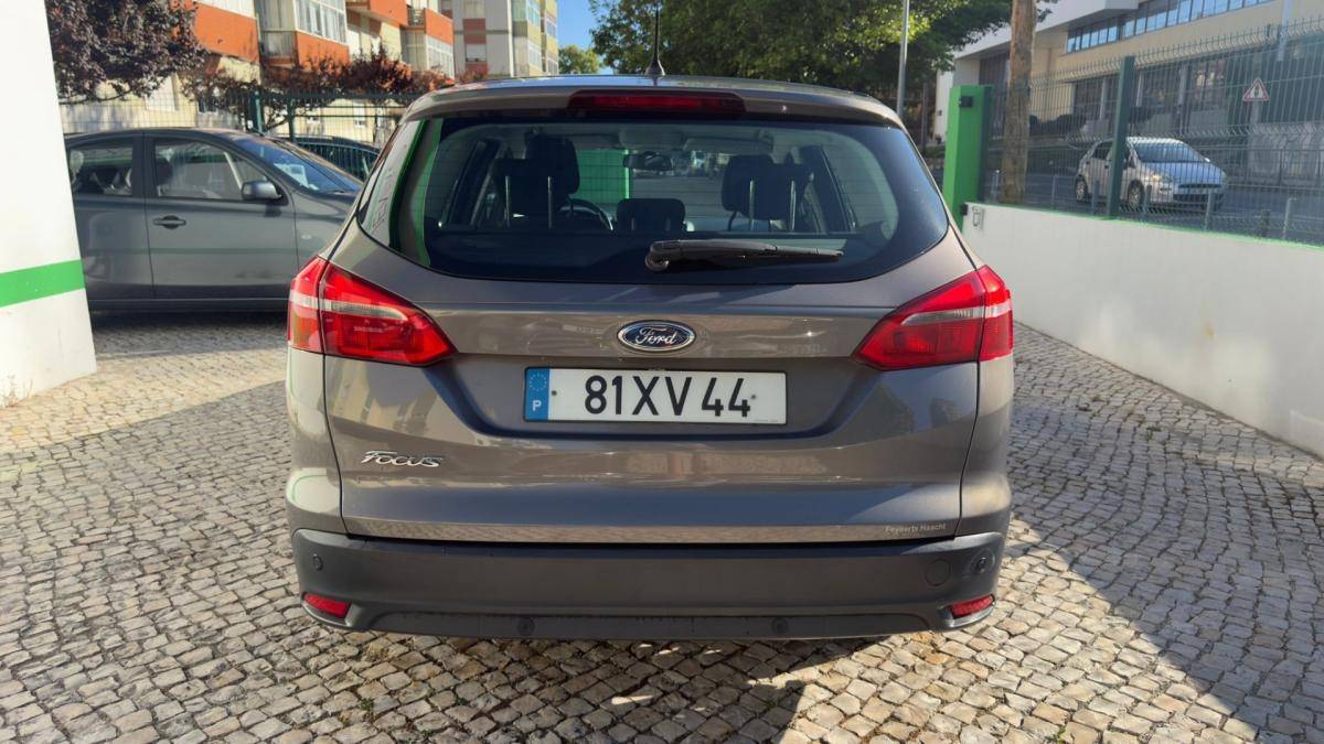 ford-focus-sw-2015-diesel-1560cc