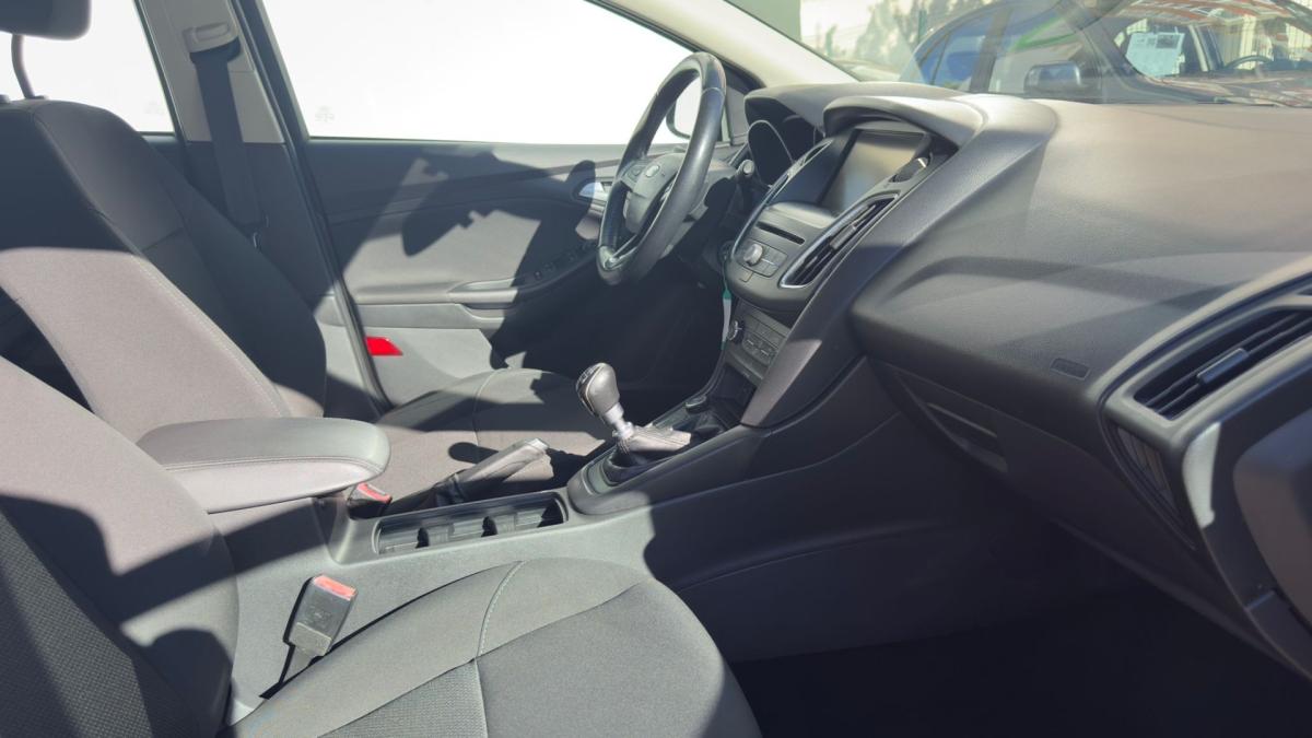 ford-focus-sw-2015-diesel-1560cc