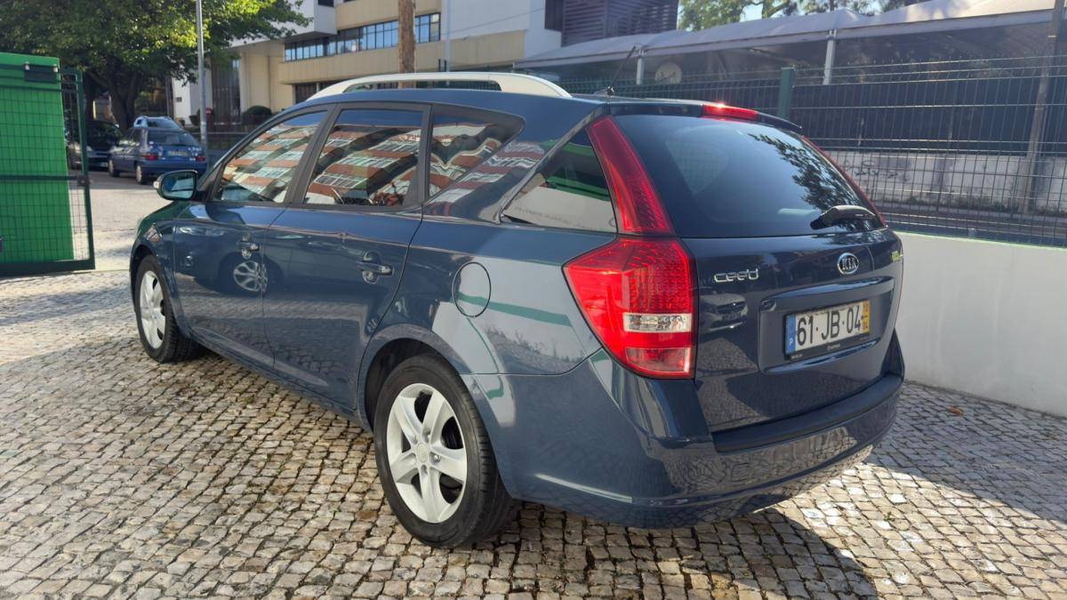 kia-ceed-sw-2010-diesel-1582cc