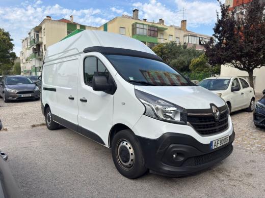 renault-trafic-2025-diesel-1997cc