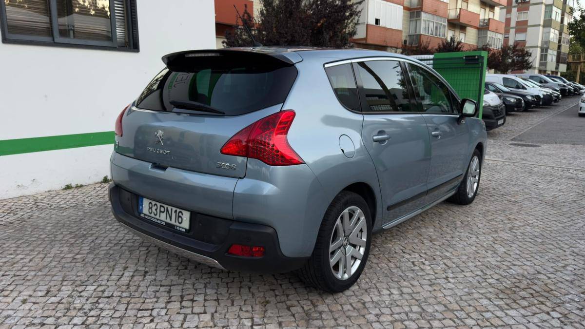 peugeot-3008-2012-hibrido-1997cc