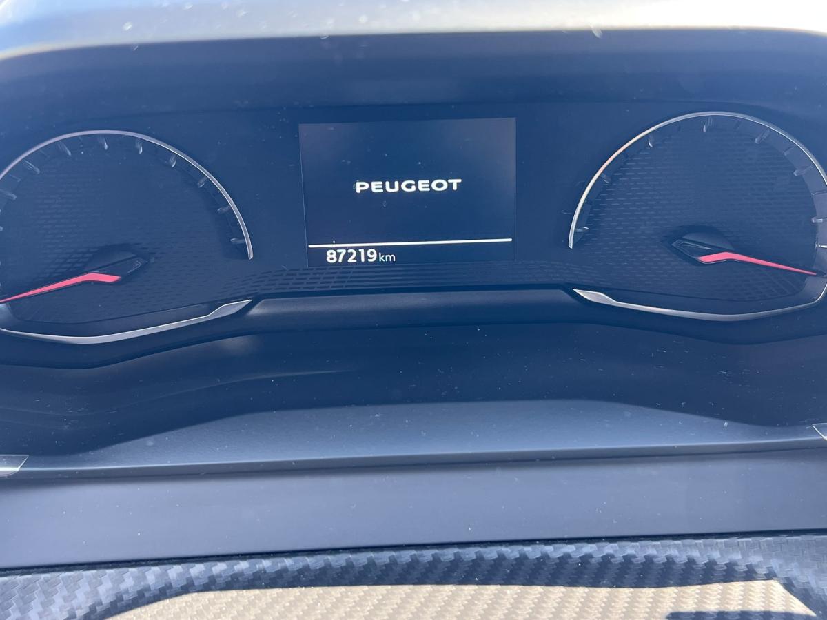 peugeot-208-2020-gasolina-1199cc