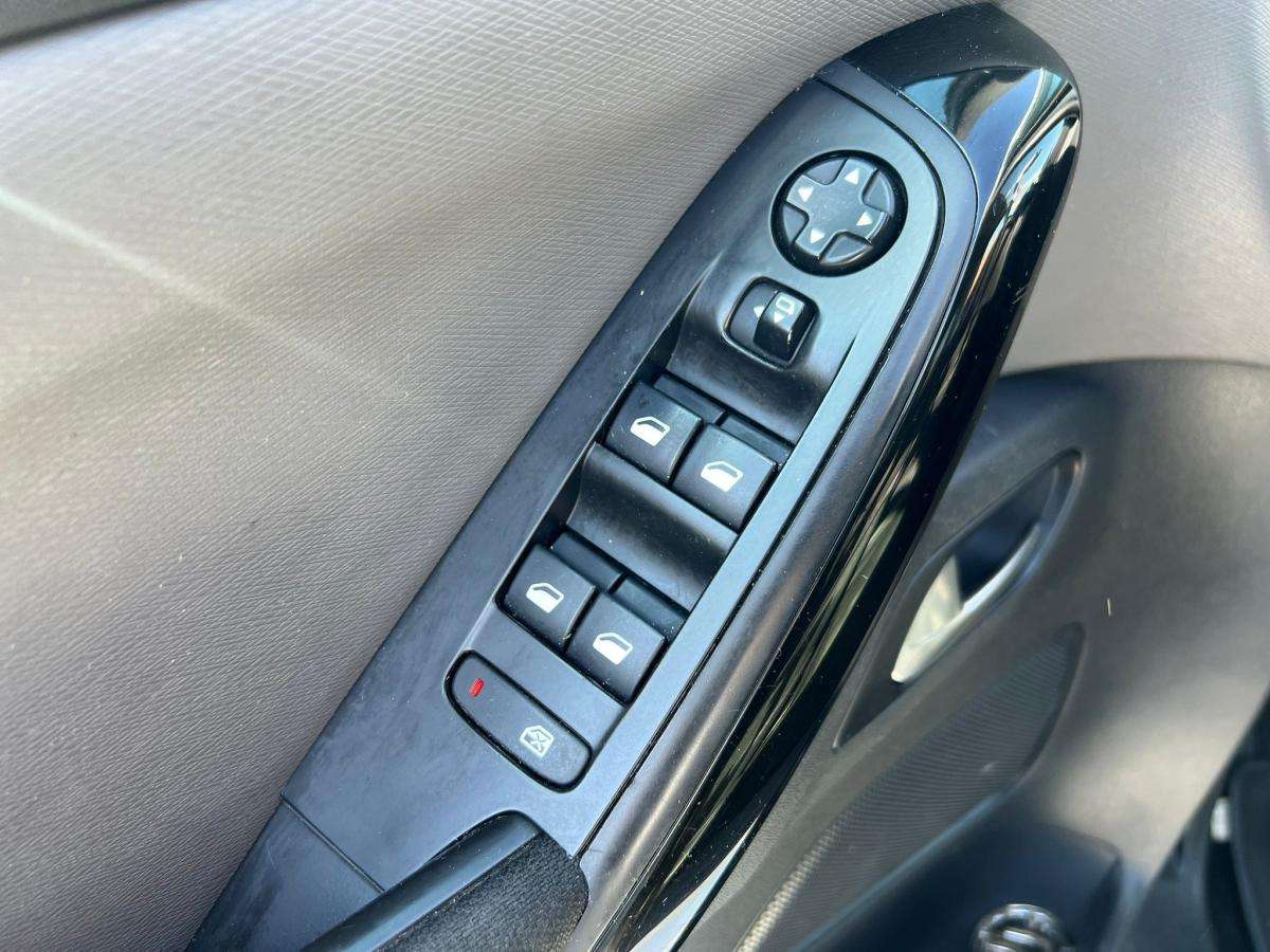 citroen-grand-c4-2018-diesel-1499cc