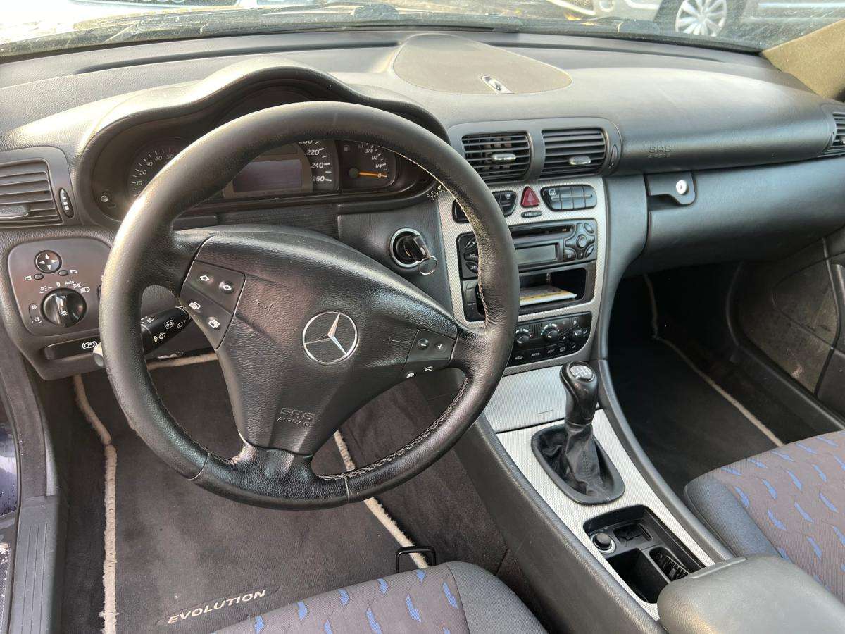 mercedes-benz-classe-c-2003-diesel-2148cc