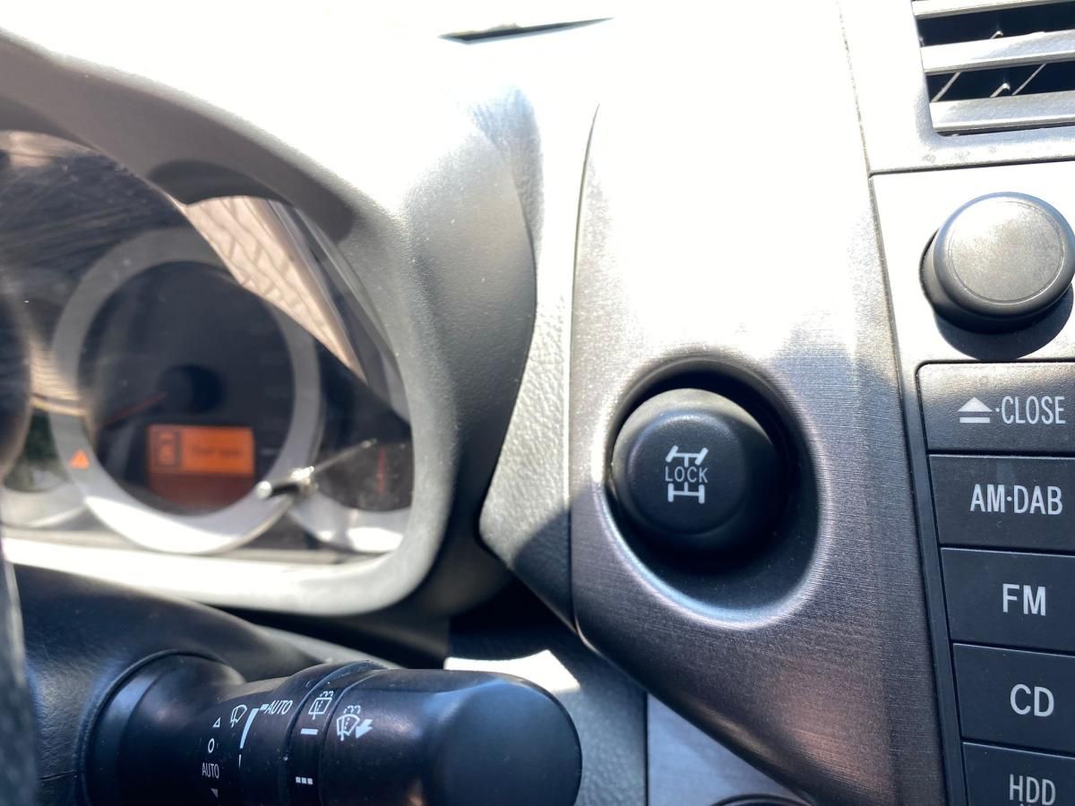 toyota-rav4-2009-diesel-2231cc