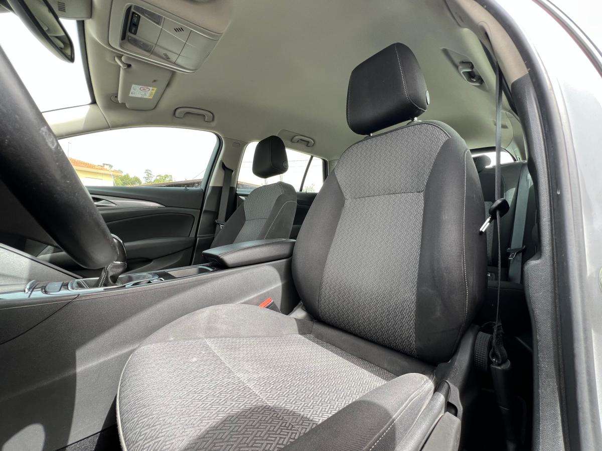 opel-insignia-sports-tourer-2020-diesel-1598cc