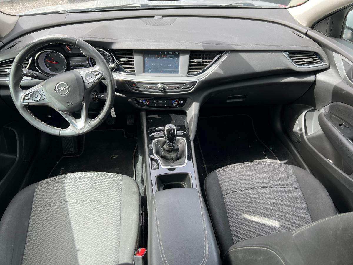 opel-insignia-sports-tourer-2020-diesel-1598cc