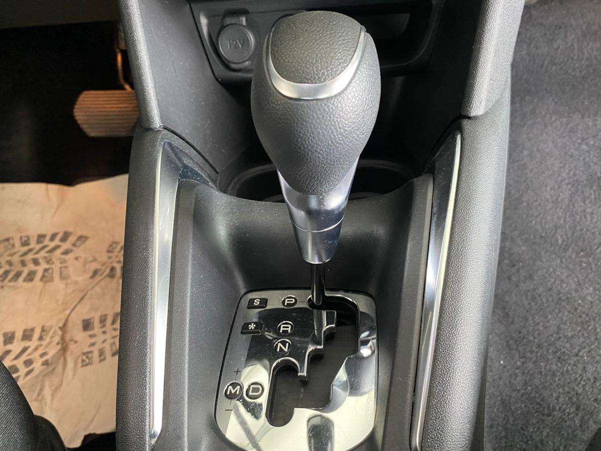 peugeot-208-2019-gasolina-1199cc