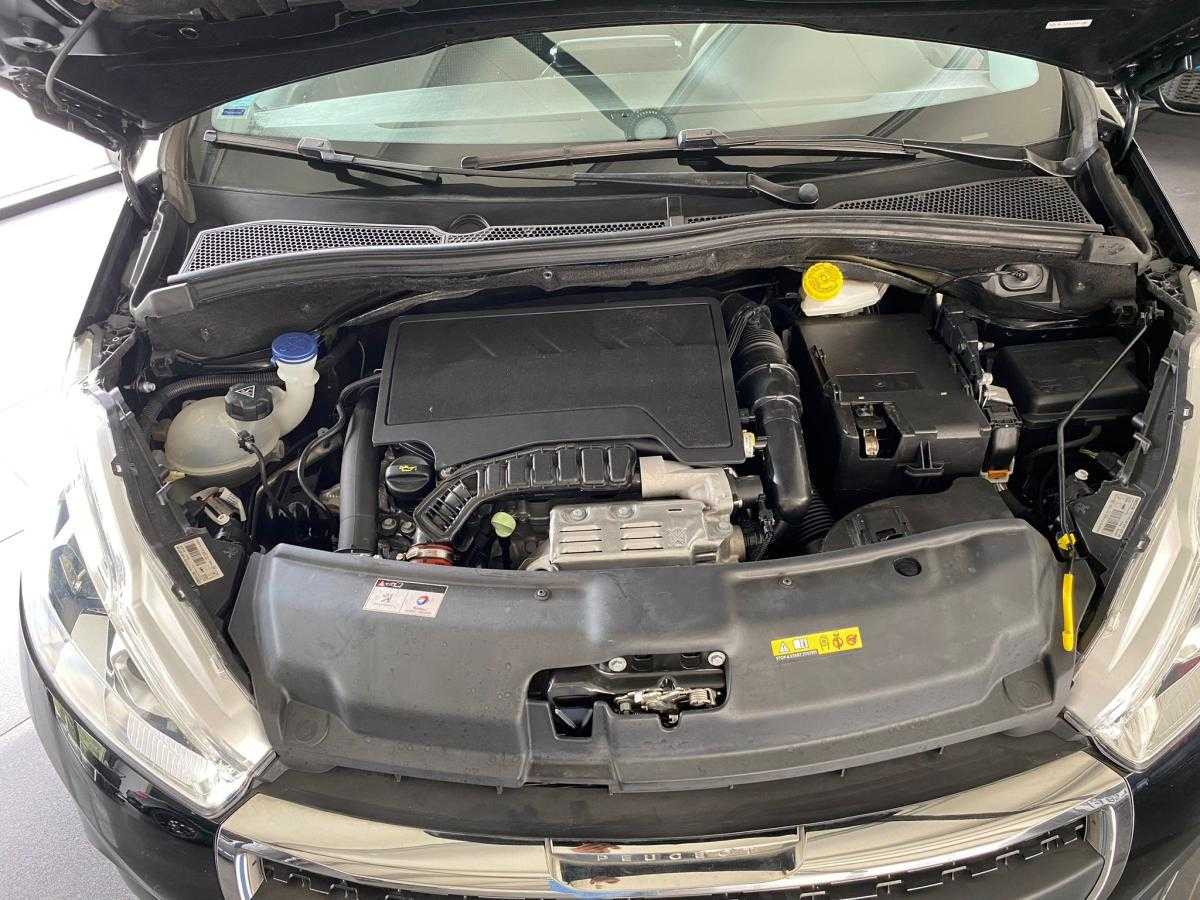 peugeot-208-2019-gasolina-1199cc