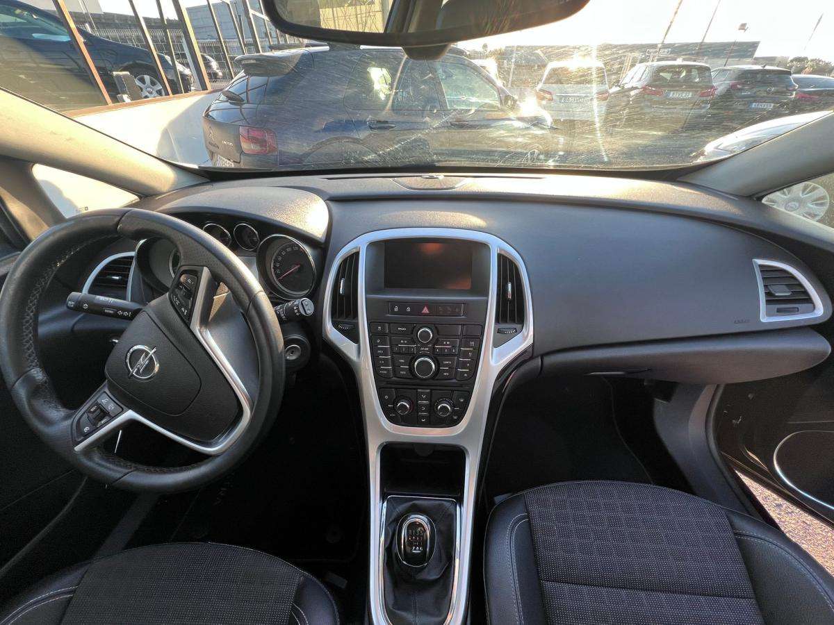opel-astra-gtc-2016-diesel-1598cc