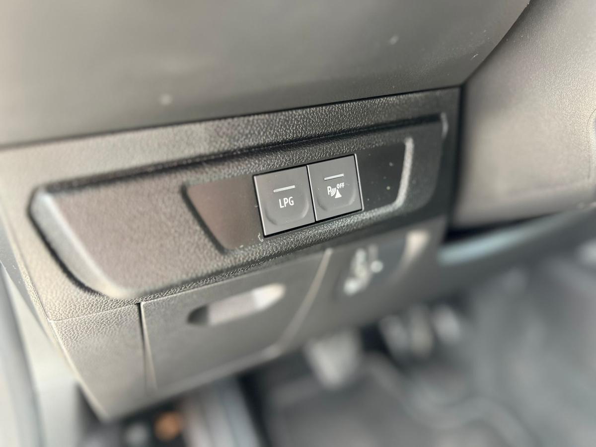 dacia-sandero-2023-gpl-999cc