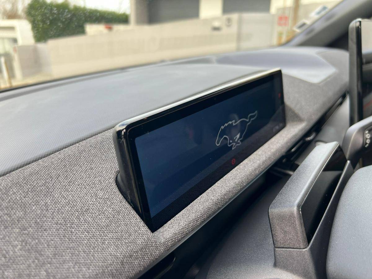 ford-mustang-2021-eletrico-0cc
