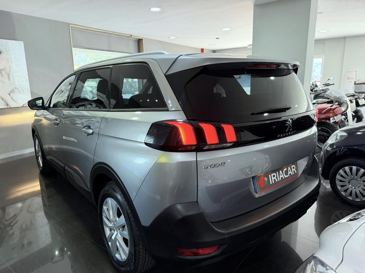 peugeot-5008-2020-diesel-1499cc