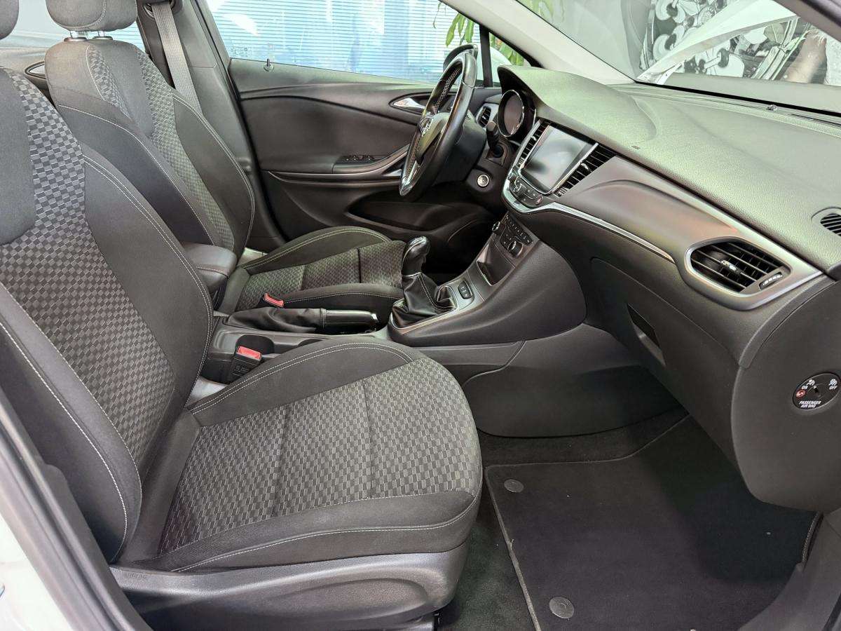 opel-astra-sport-tourer-2016-diesel-1598cc