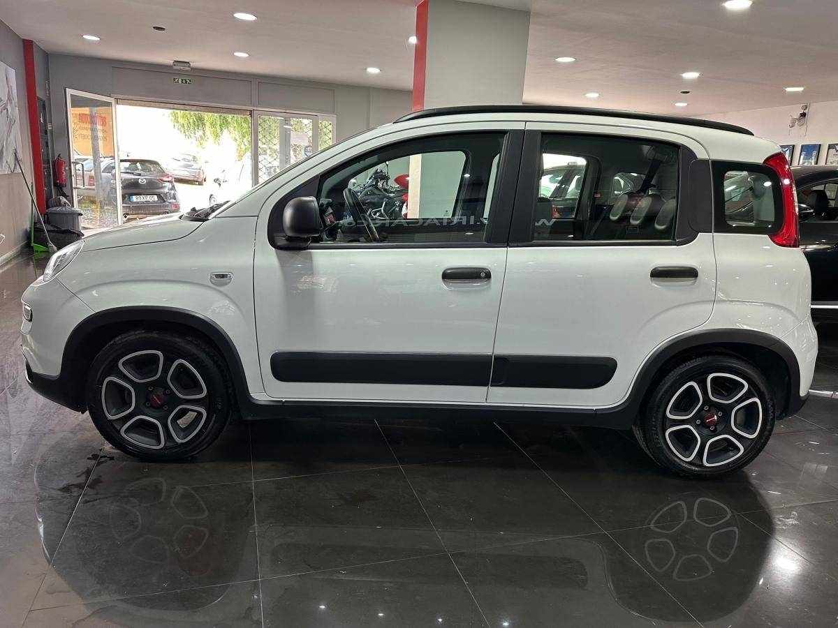 fiat-panda-2022-hibrido-a-gasolina-999cc