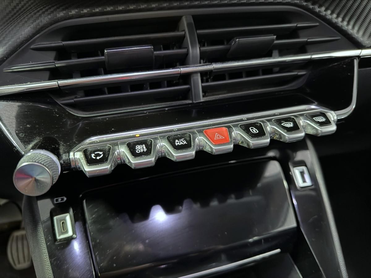 peugeot-2008-2020-gasolina-1199cc