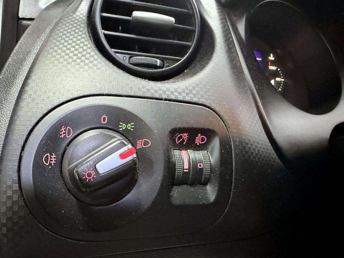 seat-altea-2011-diesel-1598cc