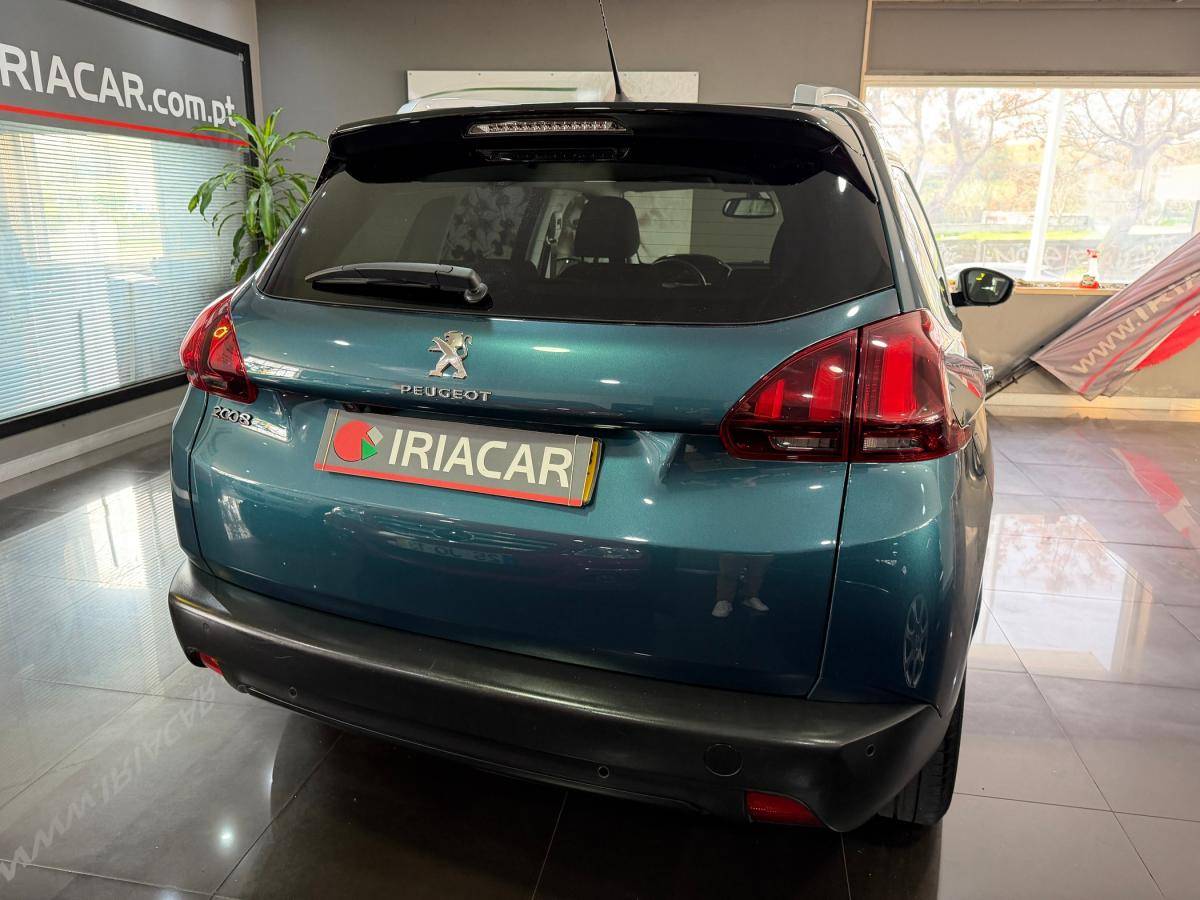 peugeot-2008-2018-gasolina-1199cc