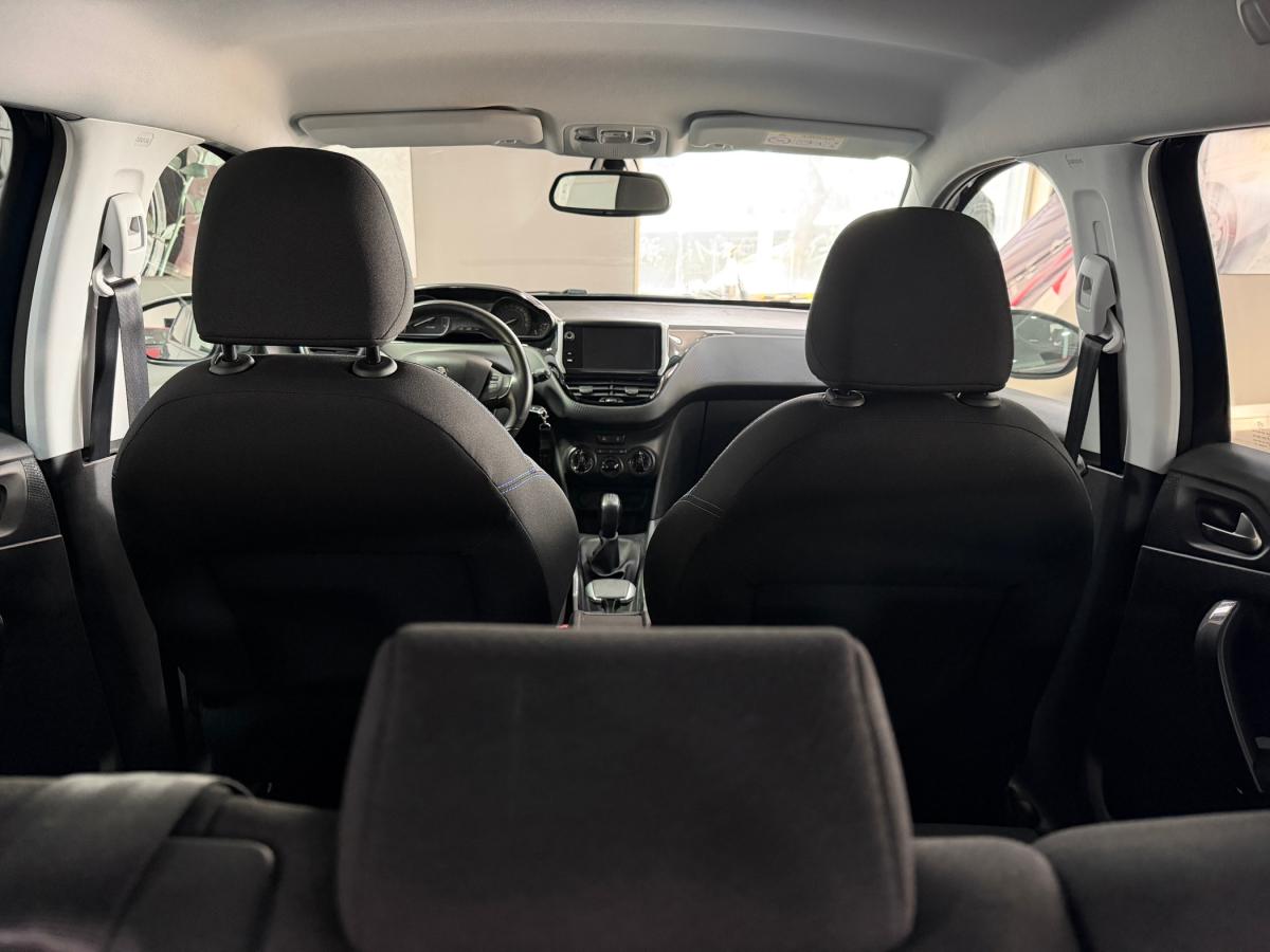 peugeot-2008-2018-gasolina-1199cc