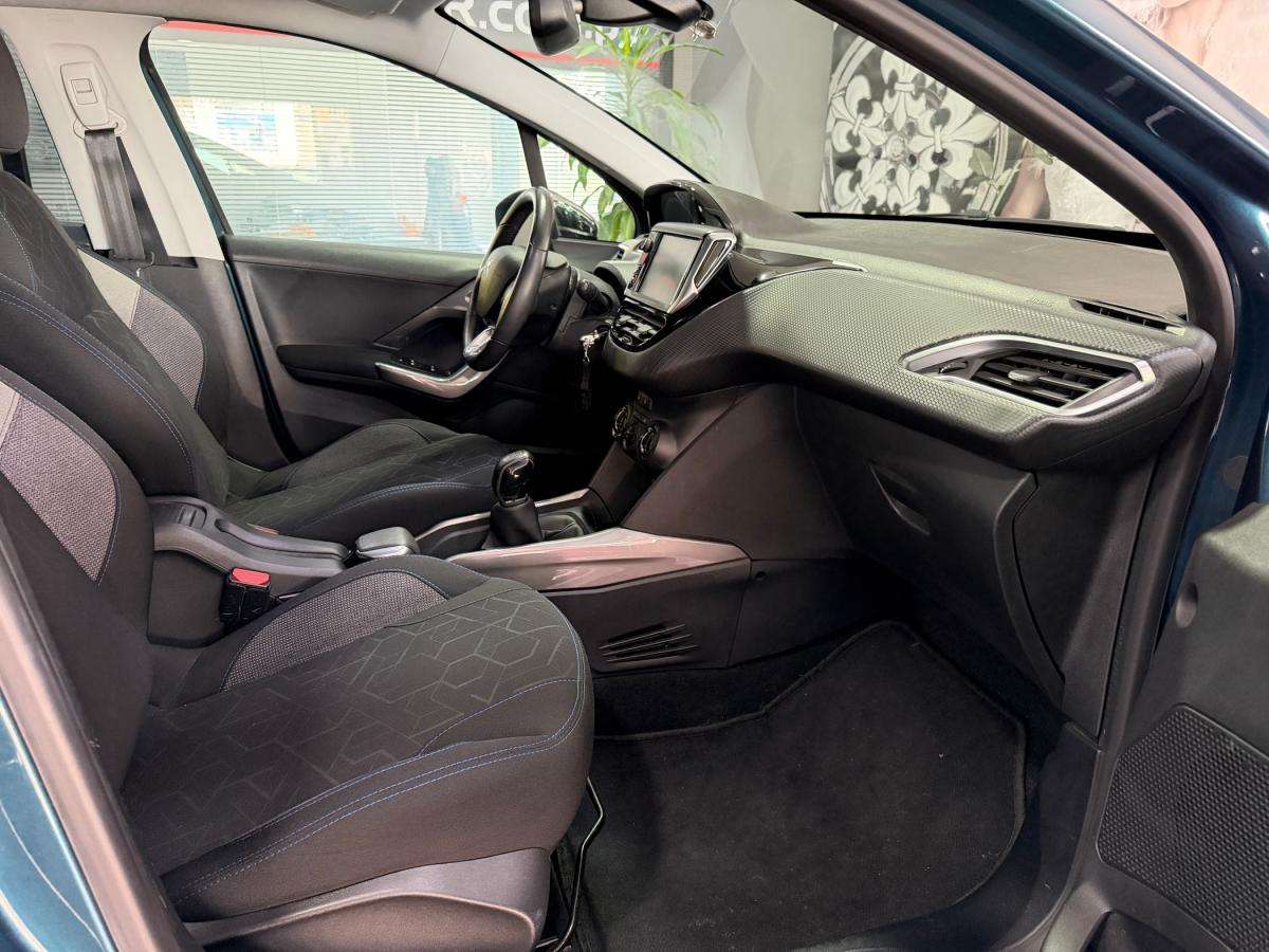 peugeot-2008-2018-gasolina-1199cc