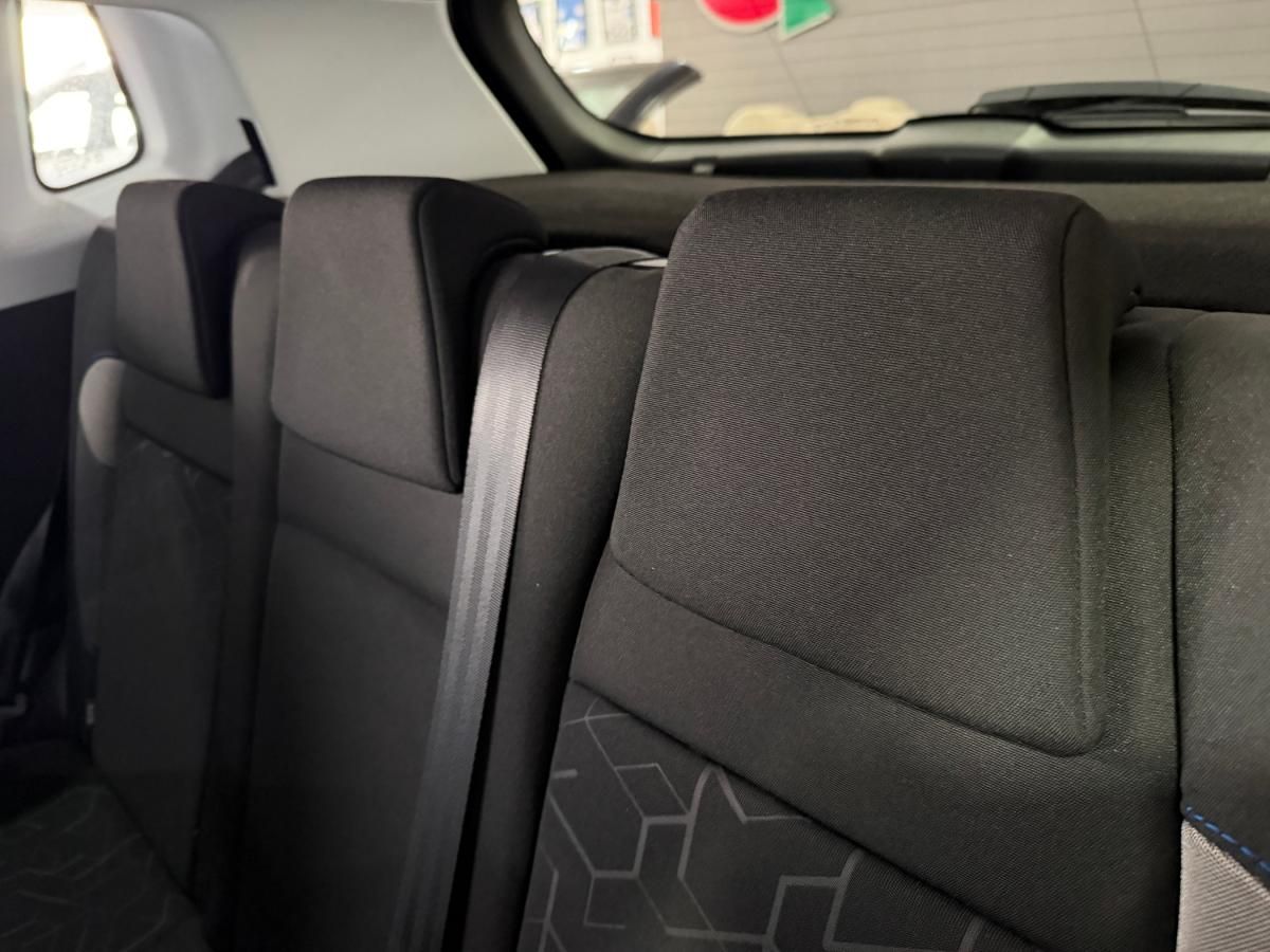 peugeot-2008-2018-gasolina-1199cc