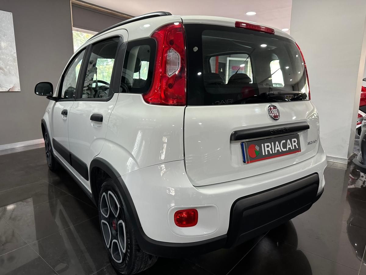 fiat-panda-2022-hibrido-a-gasolina-999cc
