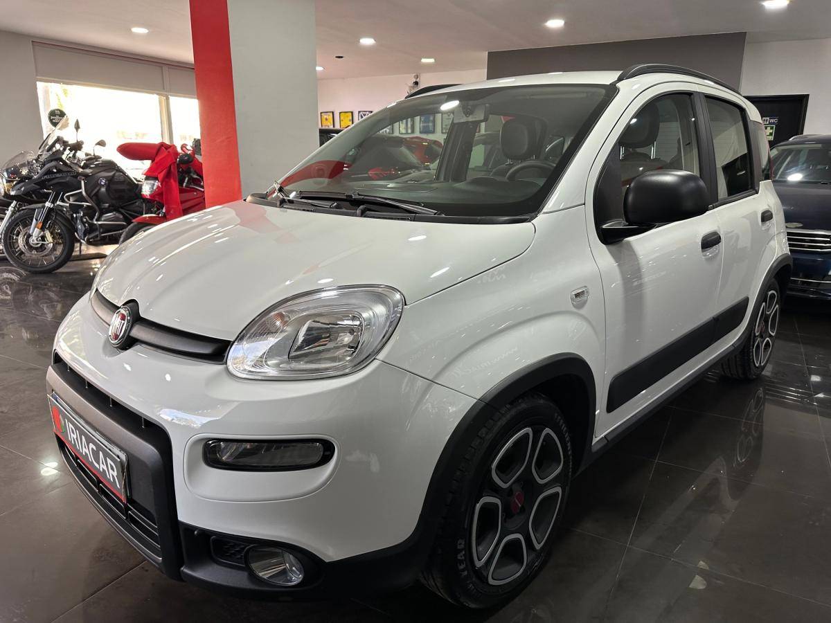 fiat-panda-2022-hibrido-a-gasolina-999cc