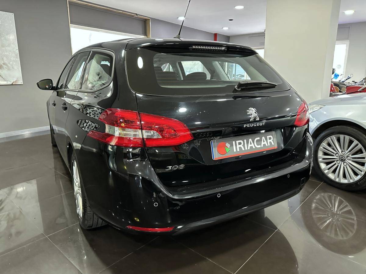 peugeot-308-sw-2021-gasolina-1199cc
