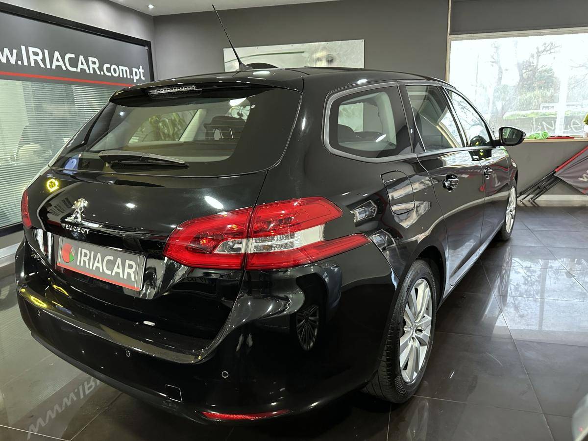 peugeot-308-sw-2021-gasolina-1199cc