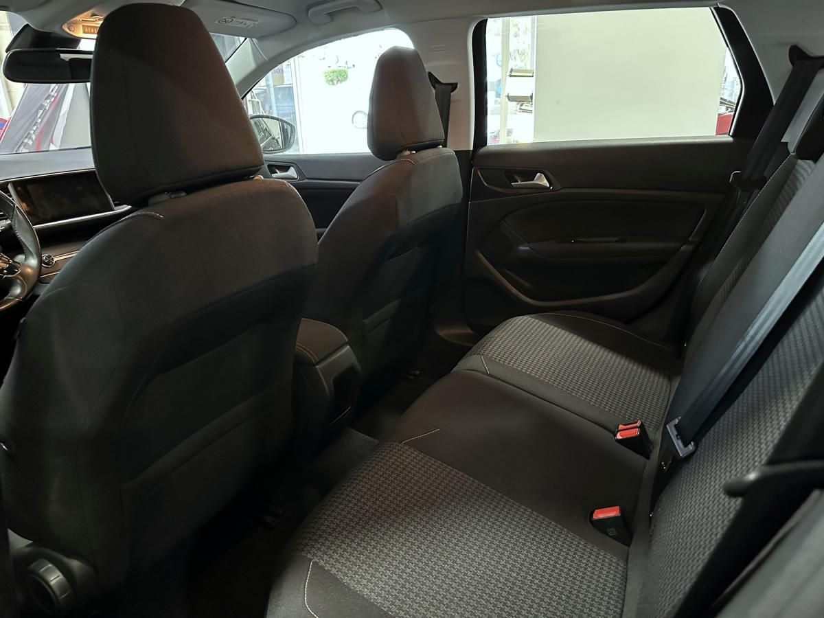 peugeot-308-sw-2021-gasolina-1199cc