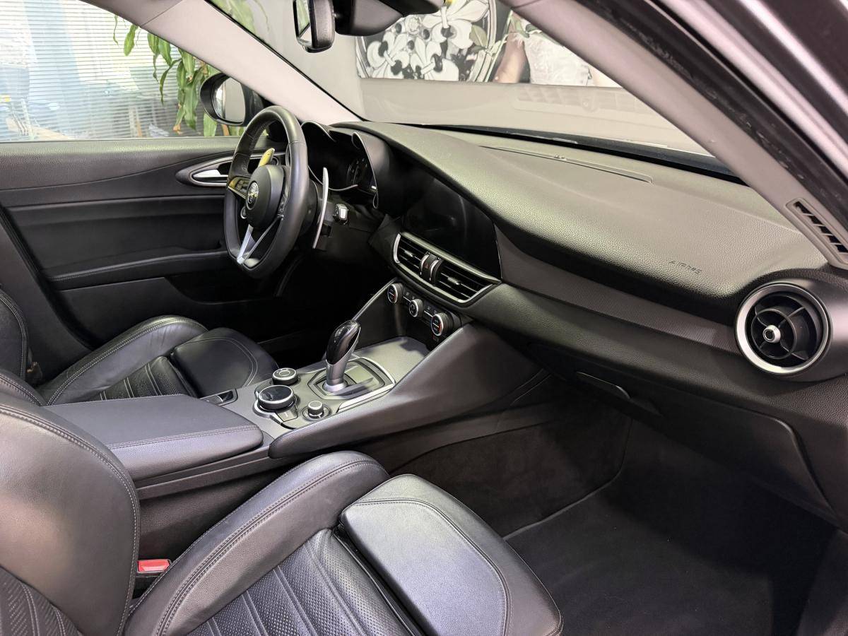 alfa-romeo-giulia-2017-diesel-2143cc