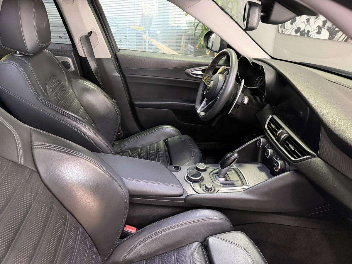 alfa-romeo-giulia-2017-diesel-2143cc