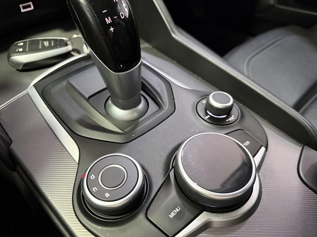 alfa-romeo-giulia-2017-diesel-2143cc