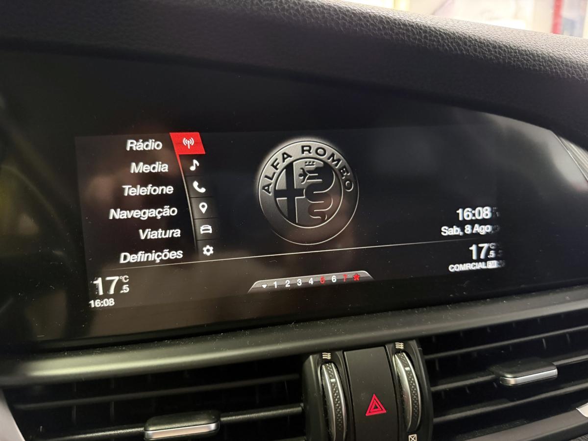 alfa-romeo-giulia-2017-diesel-2143cc