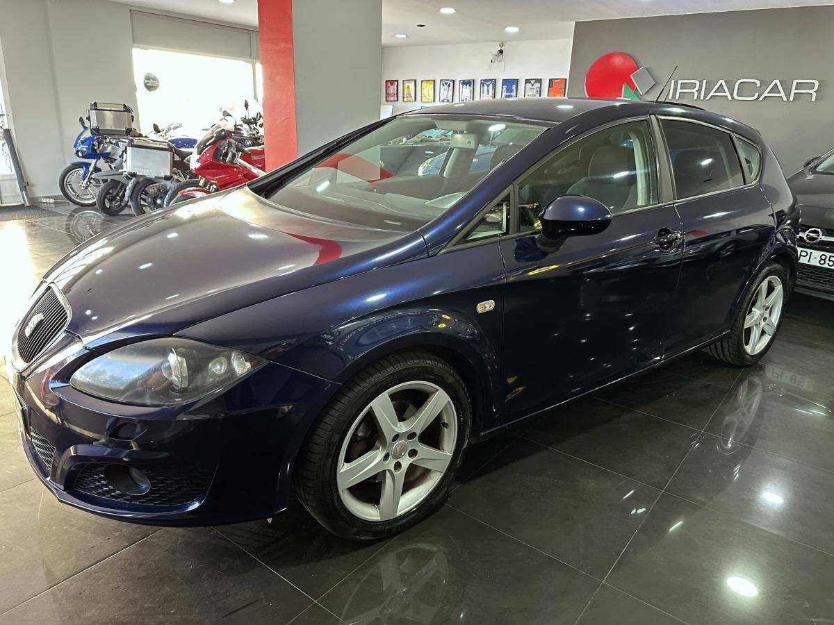 seat-leon-2011-diesel-1598cc