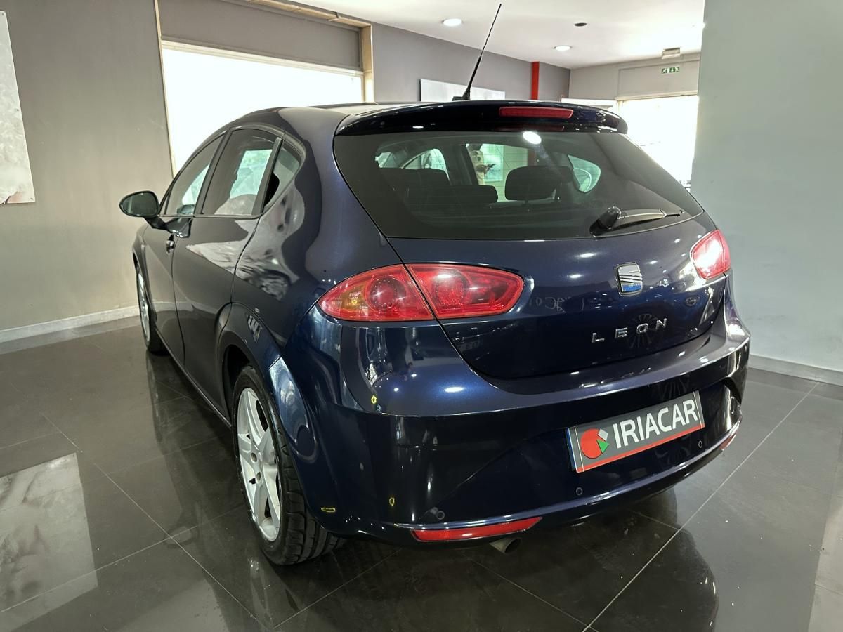 seat-leon-2011-diesel-1598cc