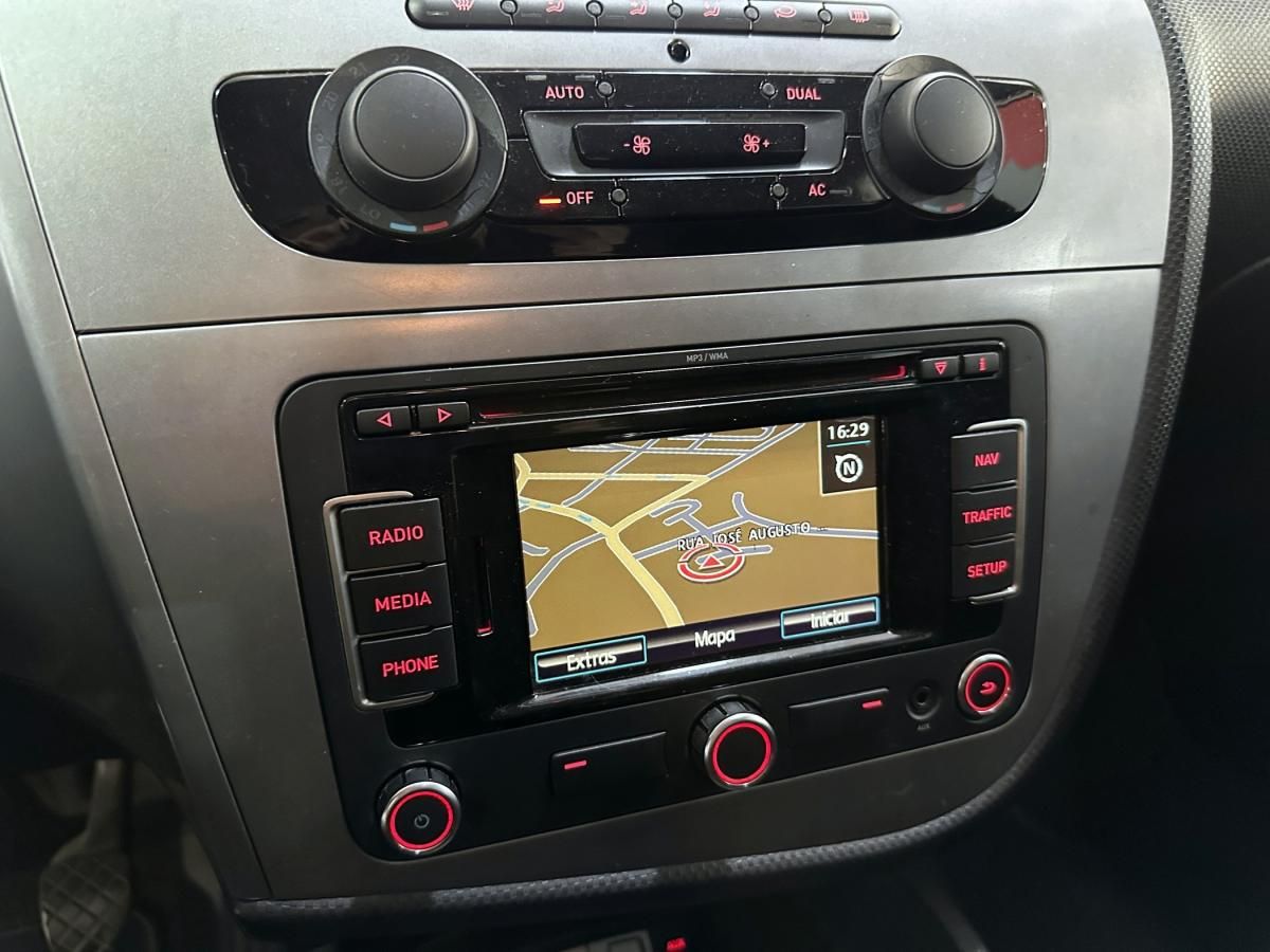 seat-leon-2011-diesel-1598cc