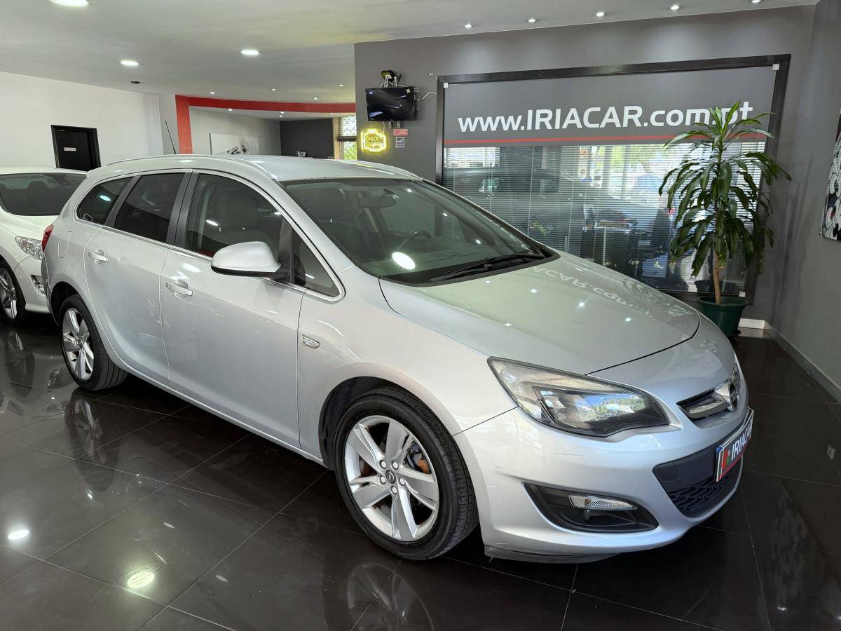 opel-astra-sport-tourer-2014-diesel-1248cc