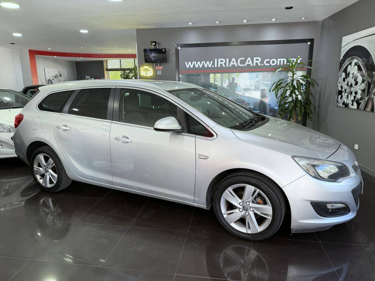 opel-astra-sport-tourer-2014-diesel-1248cc