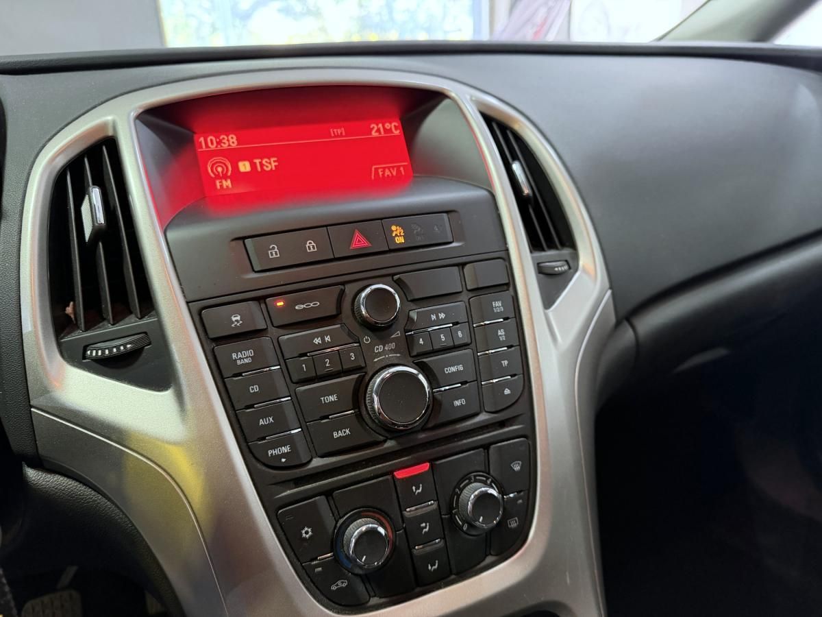 opel-astra-sport-tourer-2014-diesel-1248cc