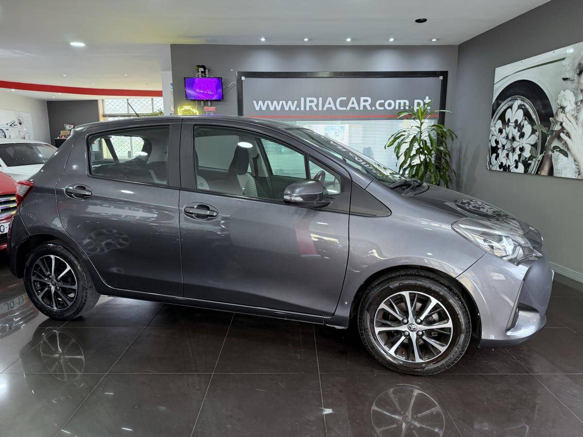 toyota-yaris-2019-gasolina-998cc