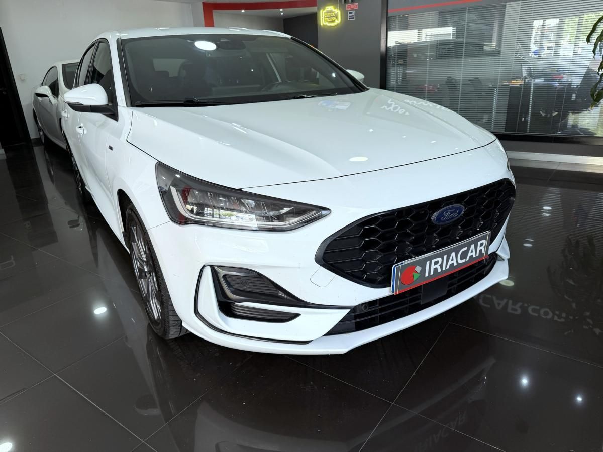 ford-focus-2022-hibrido-a-gasolina-998cc
