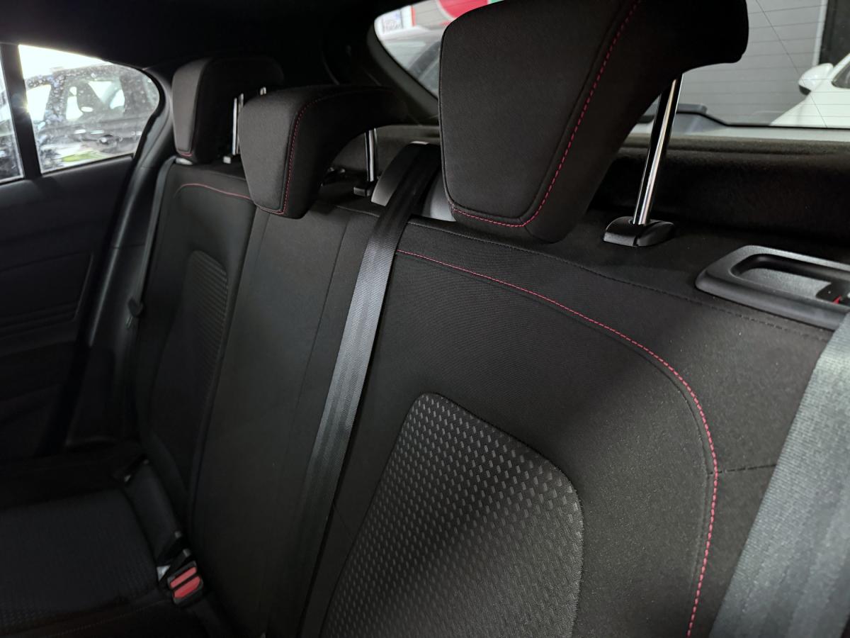 ford-focus-2022-hibrido-a-gasolina-998cc