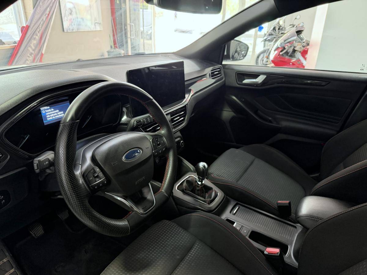 ford-focus-2022-hibrido-a-gasolina-998cc