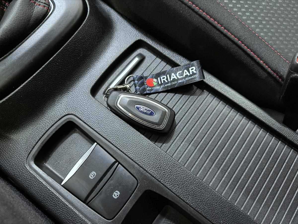 ford-focus-2022-hibrido-a-gasolina-998cc