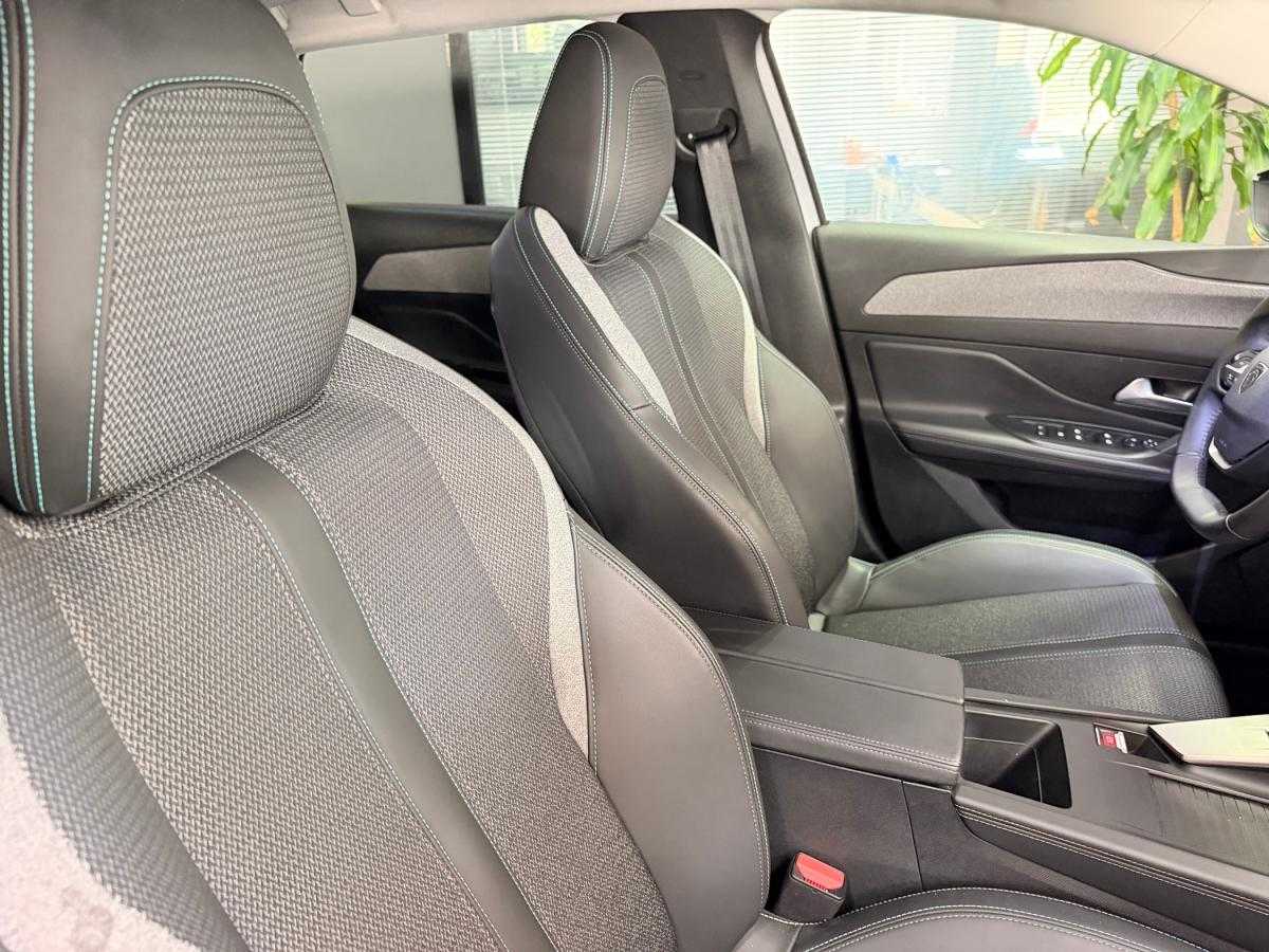 peugeot-308-sw-2024-gasolina-1199cc